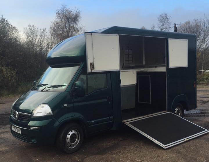 Bloomfields legacy horsebox